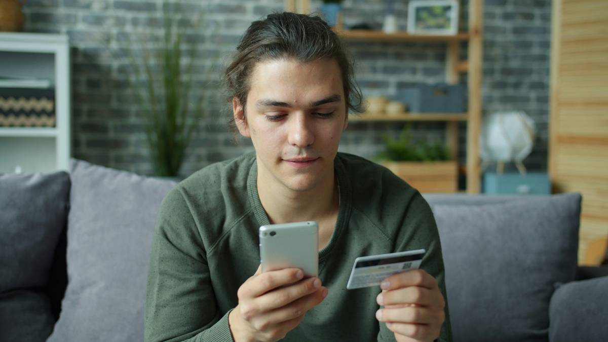 How Interest Rate Success Metrics drive long-term savings behavior in teens